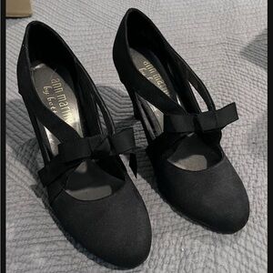 Ann Marino Black Suede Heels with Cross-Strap Design